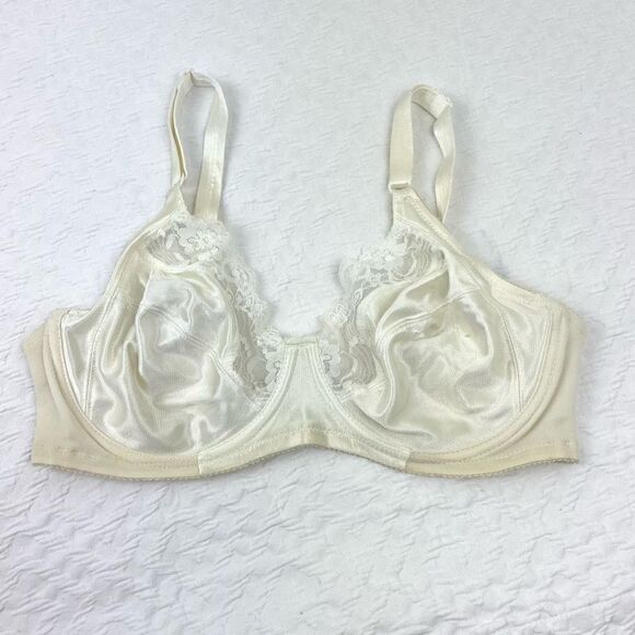 BUY 1 GET 1 FREE underscene 38c cream vintage bra - Picture 1 of 12